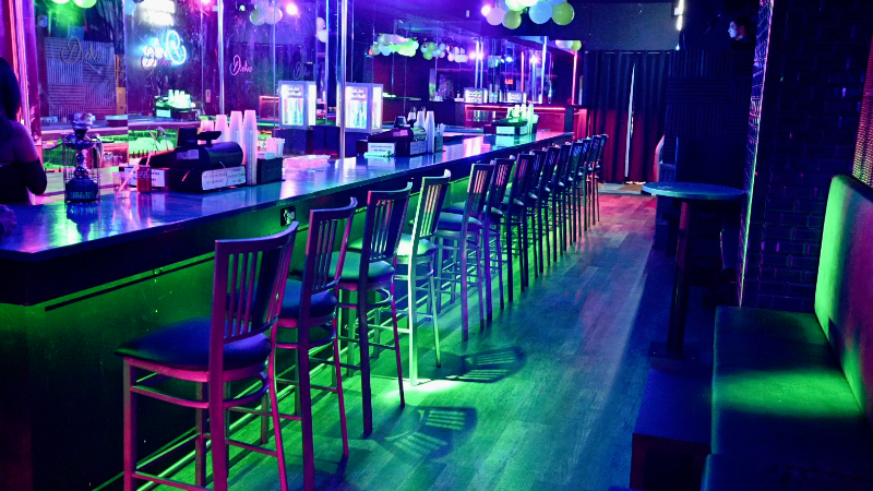 Best Bar in Woodside, Queens NY | Top Entertainment Venue